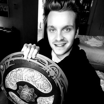 Jesse “JerAx” Vainikka palaa pelikentille