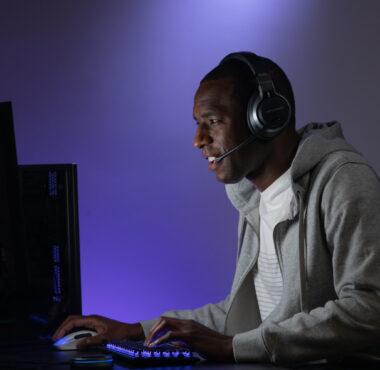 Uusi kuningas langattomaan peliäänentoistoon: Turtle Beachin Stealth Pro