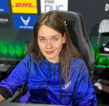 Kaikki ovat pelaajia: katsaus pelaamisen ja esportsin maailmaan